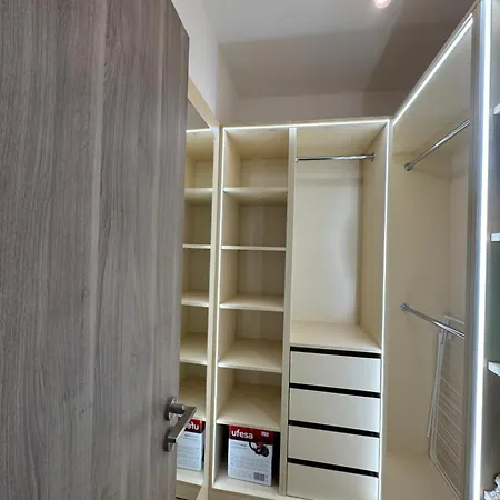 Mio Mare * بالشيك