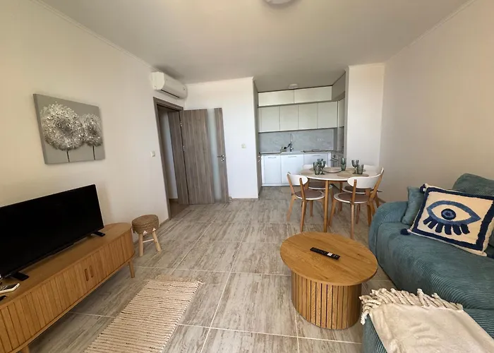 Mio Mare بالشيك